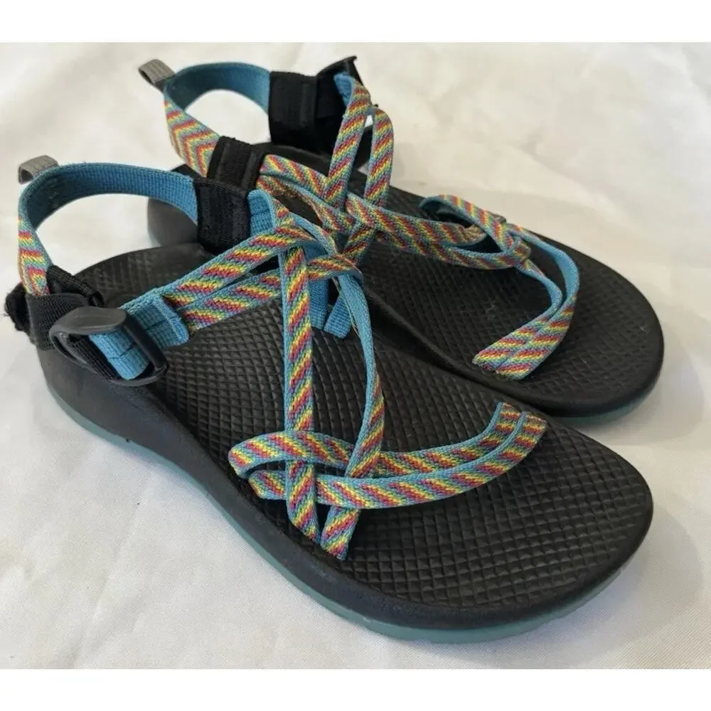 Chaco ZX/2 Yampa Fiesta Rainbow Sandals Girls Size 4 Dual Strap Toe Loop Hiking